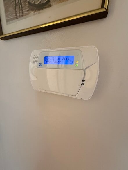 Building Photo - 8917 Reydon St