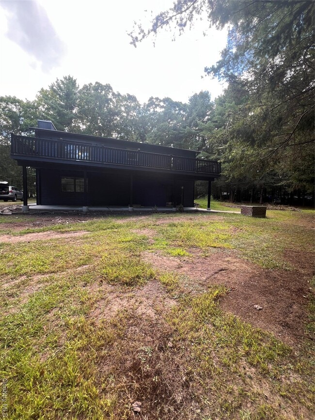 Building Photo - 60 Sunflower Dr