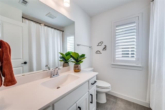 Building Photo - 8433 Colburn