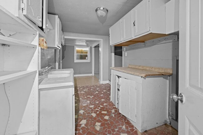 Building Photo - 3066 Redbud Rd