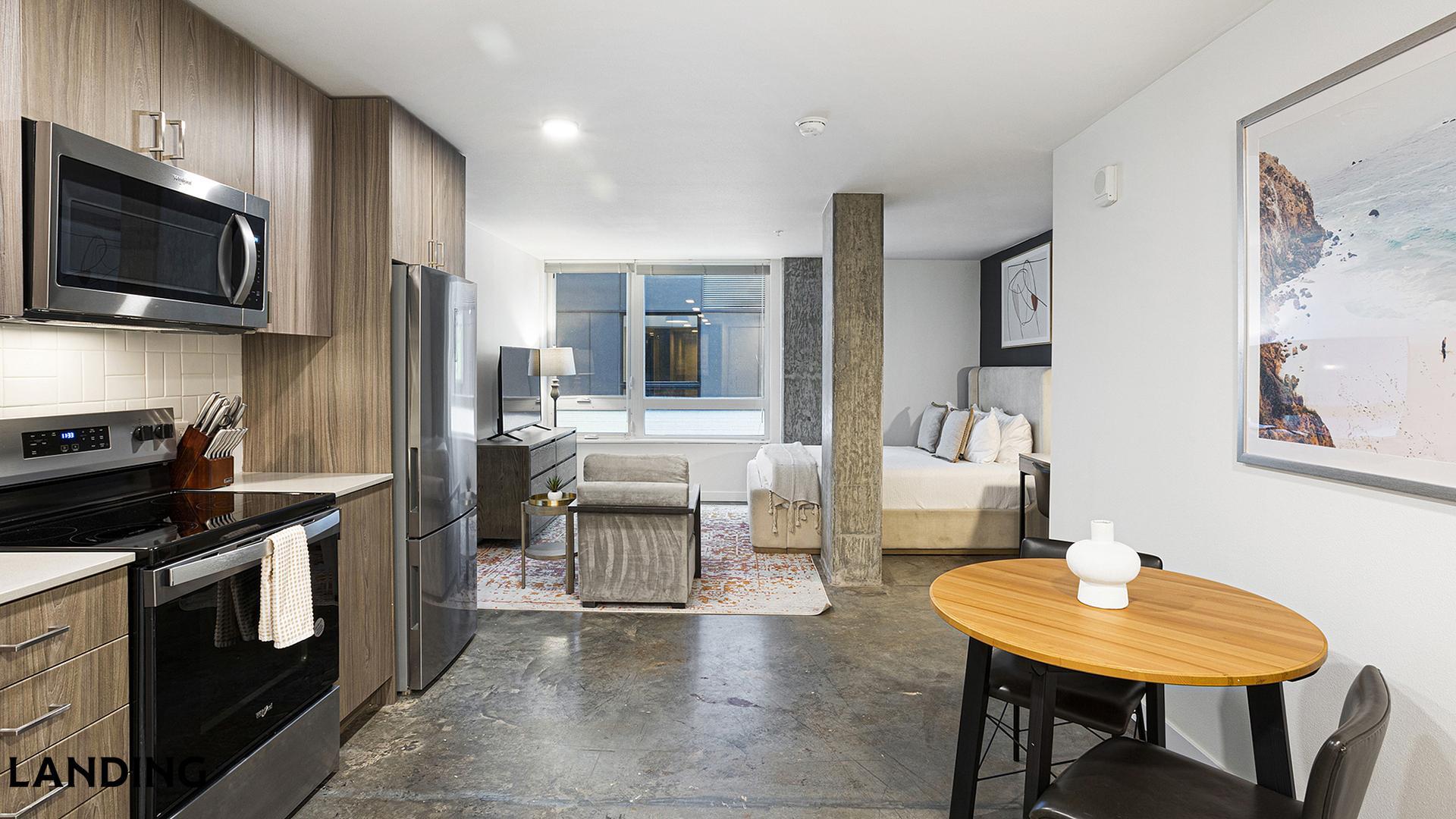 Building Photo - 2301 E Union St