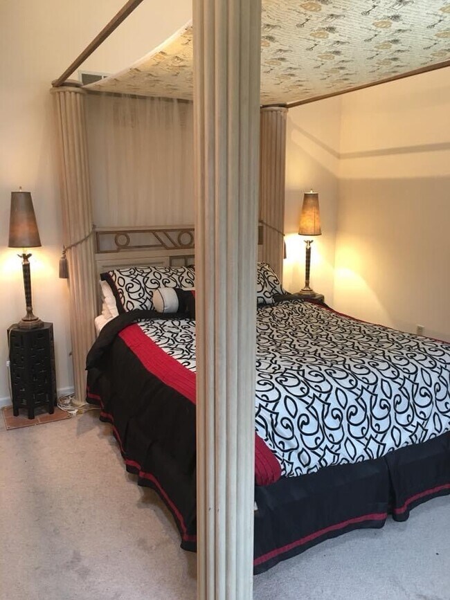 Building Photo - 1514 Ravena St