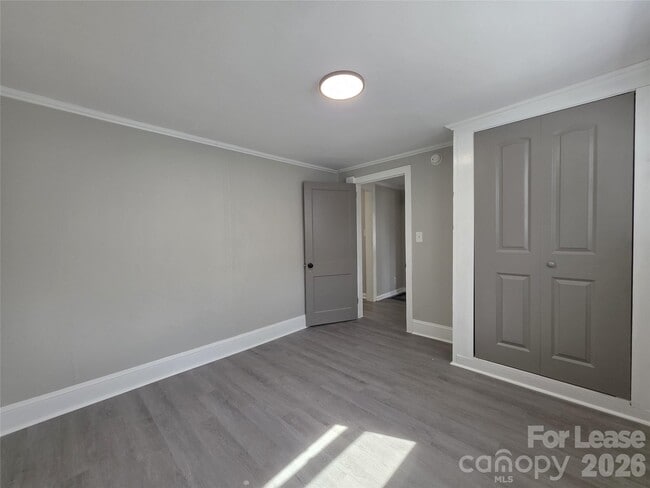 Building Photo - 1212 N Church St