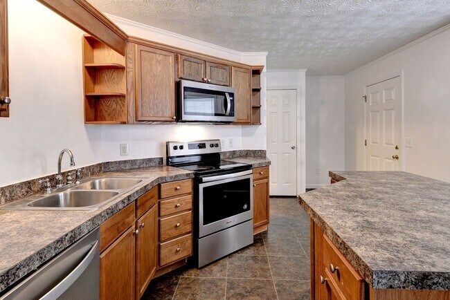 Building Photo - 9431 Jenkins Ln
