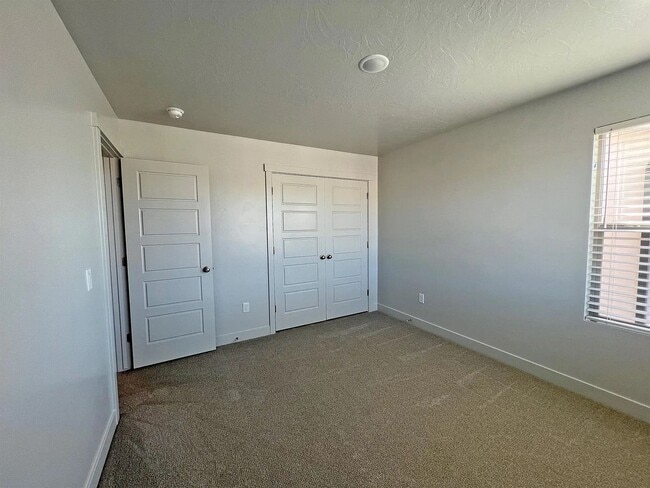 Building Photo - 4104 Phobos Ln
