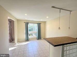 Building Photo - 3940 Bel Pre Rd