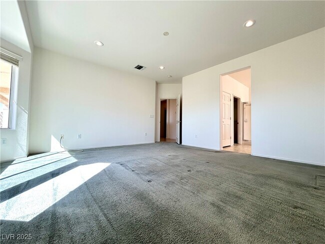 Building Photo - 2487 Hardin Ridge Dr