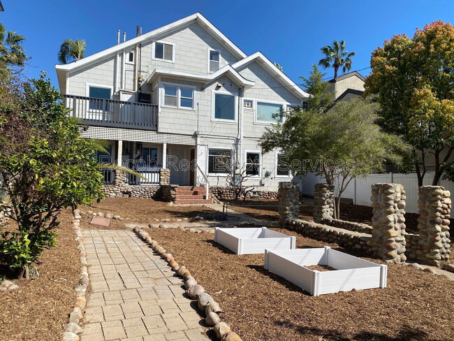 Building Photo - 4288 Cleveland Ave