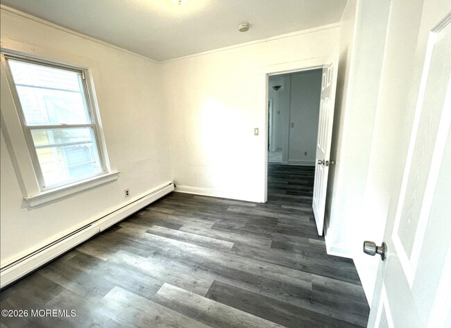 Building Photo - 11 St Peters Pl