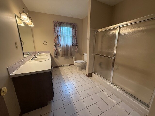 Building Photo - 5985 Wooster Pike