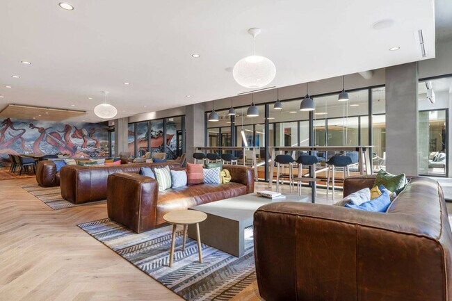 Building Photo - 2121 First Street Southwest-SI FL4-ID258