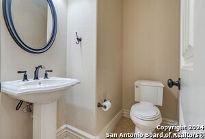 Building Photo - 5643 Darmondale Blvd