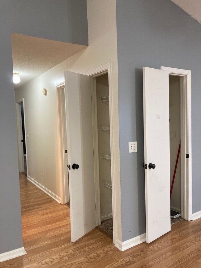 Building Photo - NEW YEAR & New and Improved Price