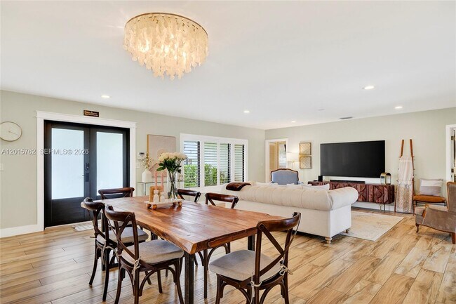Building Photo - 8820 SW 85th Terrace