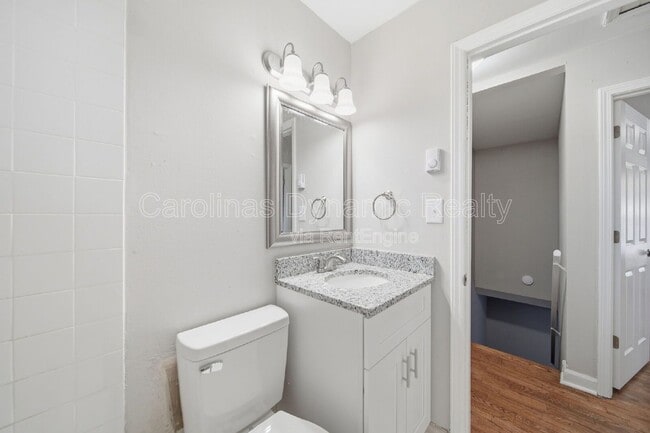 Building Photo - 325 S Gardner Ave