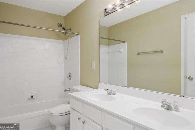 Building Photo - 164 Towey Trail