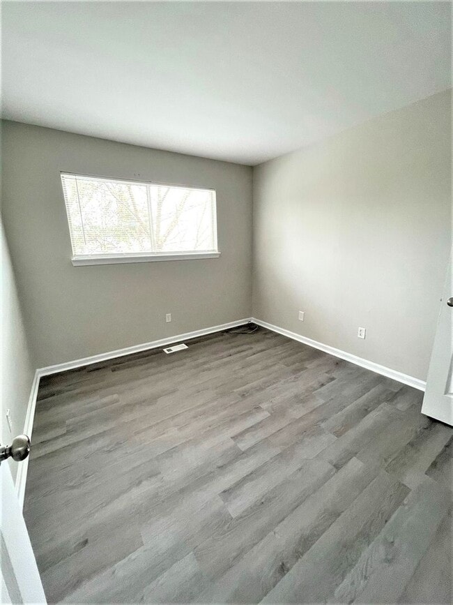 Building Photo - 107 Villa Dr