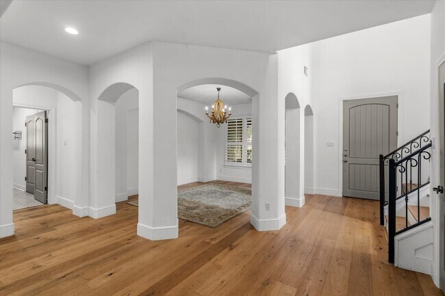 Building Photo - 4308 Canoas Dr