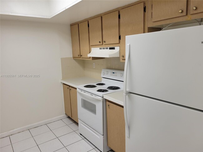 Building Photo - 7101 NW 24th St