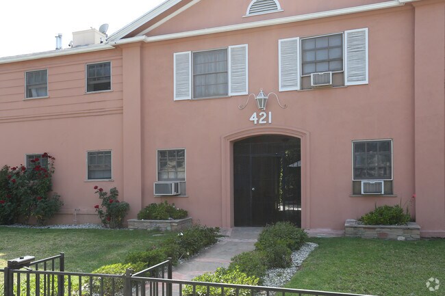 Building Photo - Beverly Hills Properties