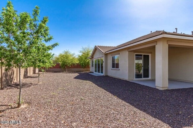 Building Photo - 13695 N 148th Dr