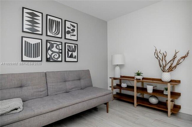 Building Photo - 1300 S Miami Ave