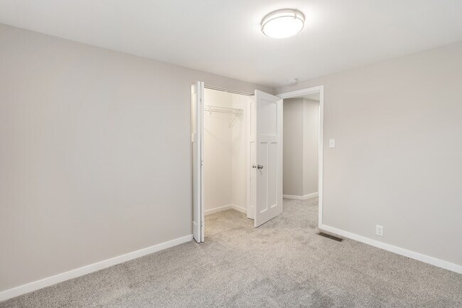 Building Photo - N95W26567 County Rd Q