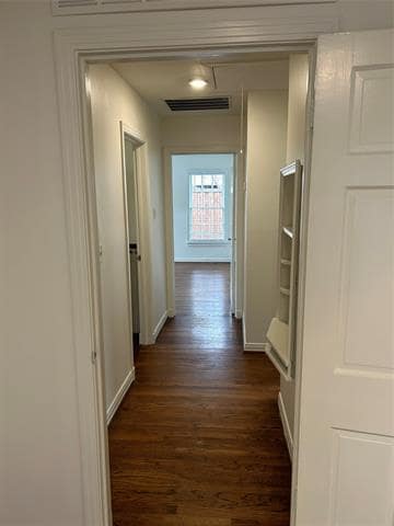 Building Photo - 5811 Palm Ln