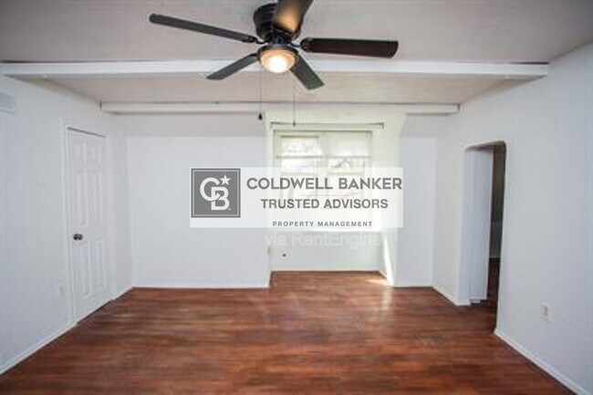 Building Photo - 1602 Avenue X