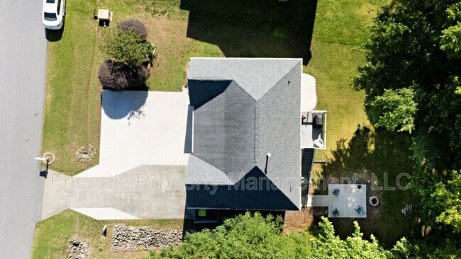Building Photo - 1608 Rogers Pointe Ln