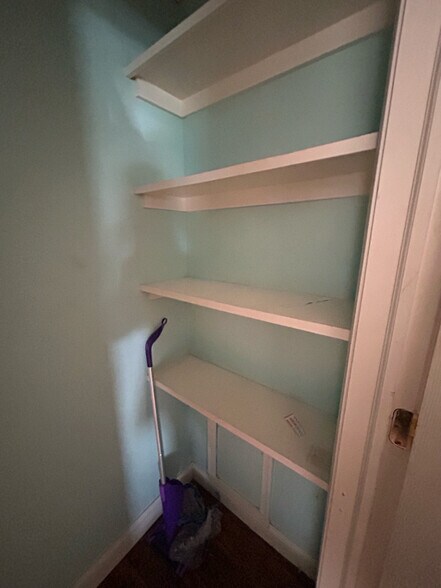 Building Photo - 4921 Demaio Dr