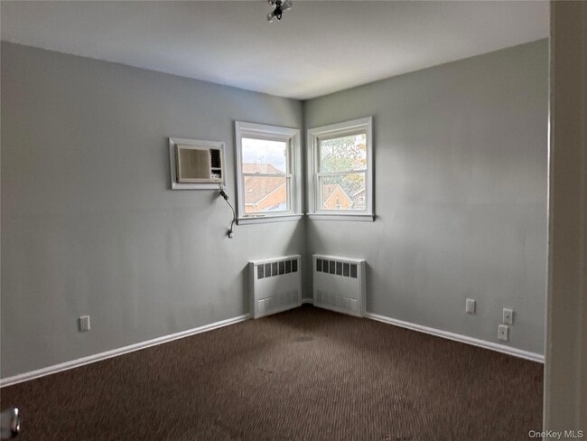 Building Photo - 235 Jefferson Ave