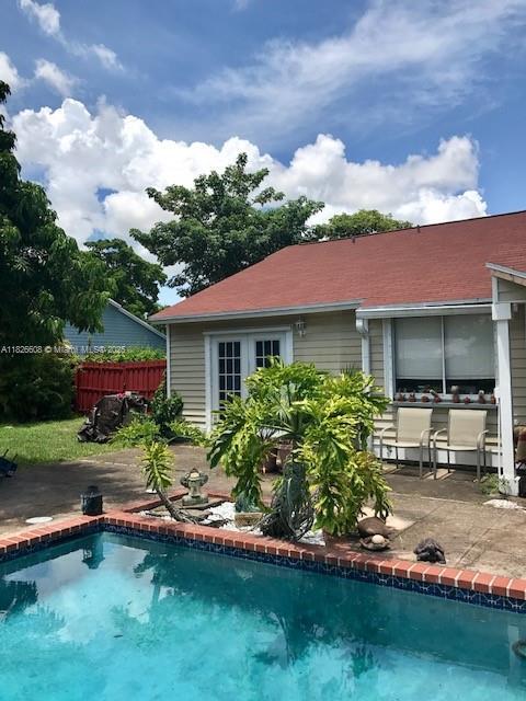 Primary Photo - 14930 SW 152nd Terrace
