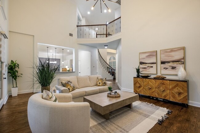 Building Photo - 1417 Cool Springs Dr