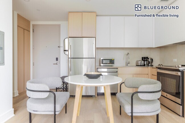 Building Photo - 240 3rd Ave