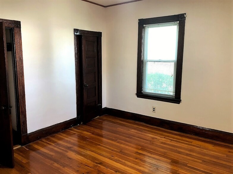 Building Photo - 28 Litchfield St