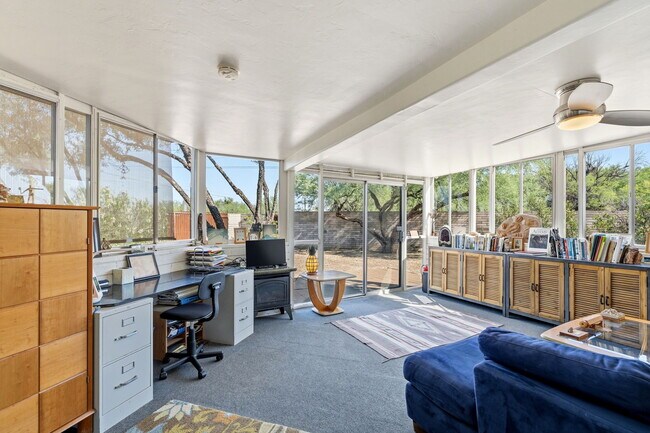 Building Photo - 3920 N Cactus Blvd