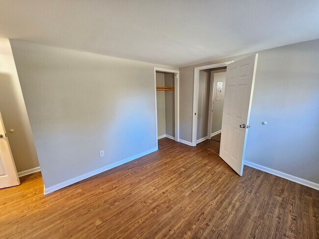 Building Photo - 777 Old Embreeville Rd