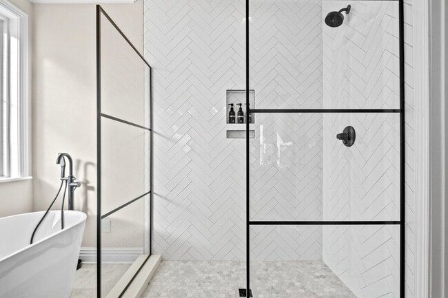 Building Photo - 6508 Stone Lake Dr