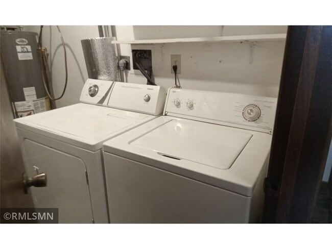 Building Photo - 2323 W Territorial Rd