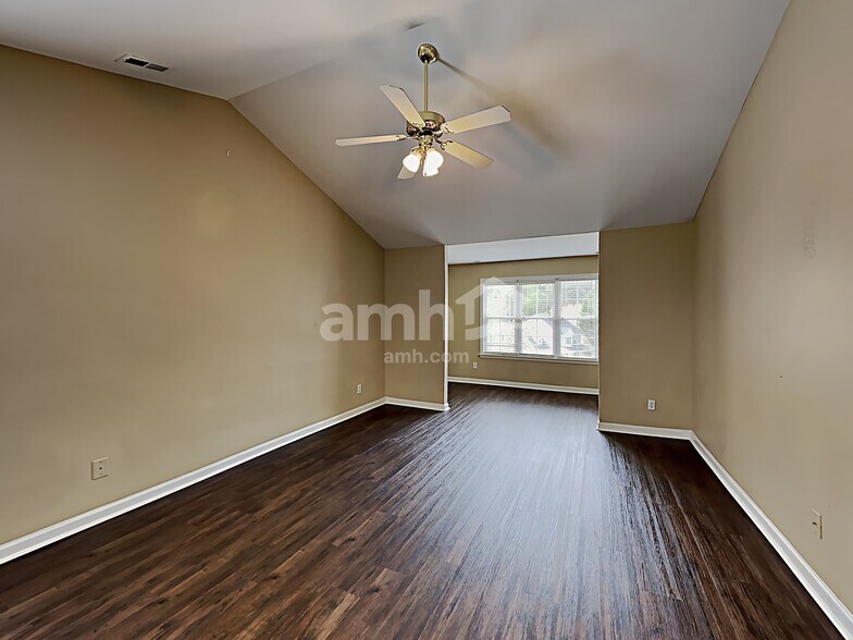 Building Photo - 100 Arbor Wynds Ct