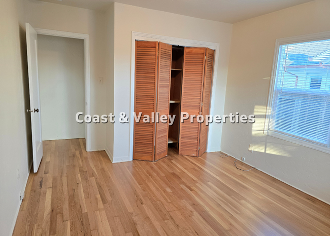 Building Photo - 3BD HOUSE IN SALINAS FOR RENT