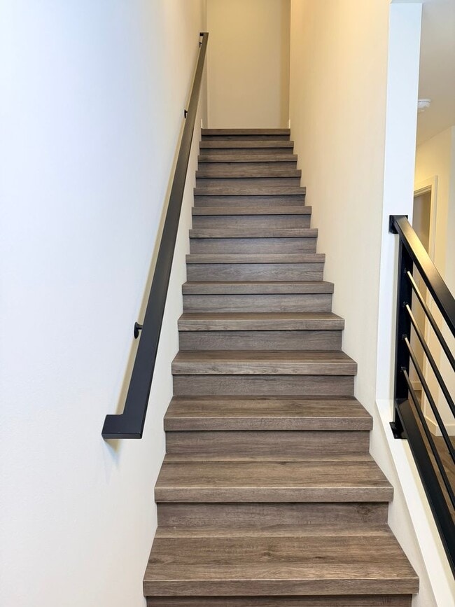 Building Photo - Brand New 3bd Townhome!