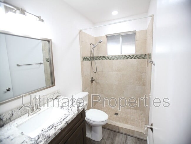 Building Photo - 10418 W Deanne Dr