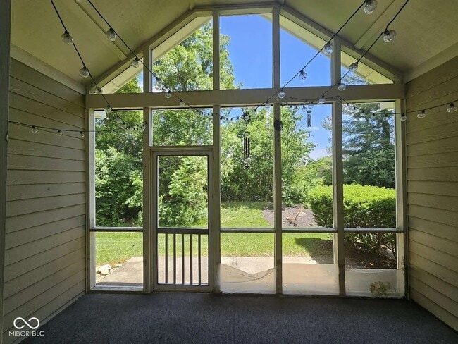 Building Photo - 5757 Spruce Knoll Ct