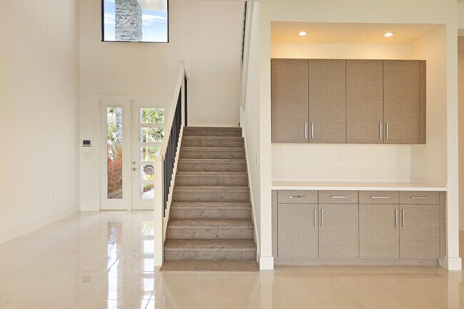 Building Photo - 8068 Laurel Falls Dr