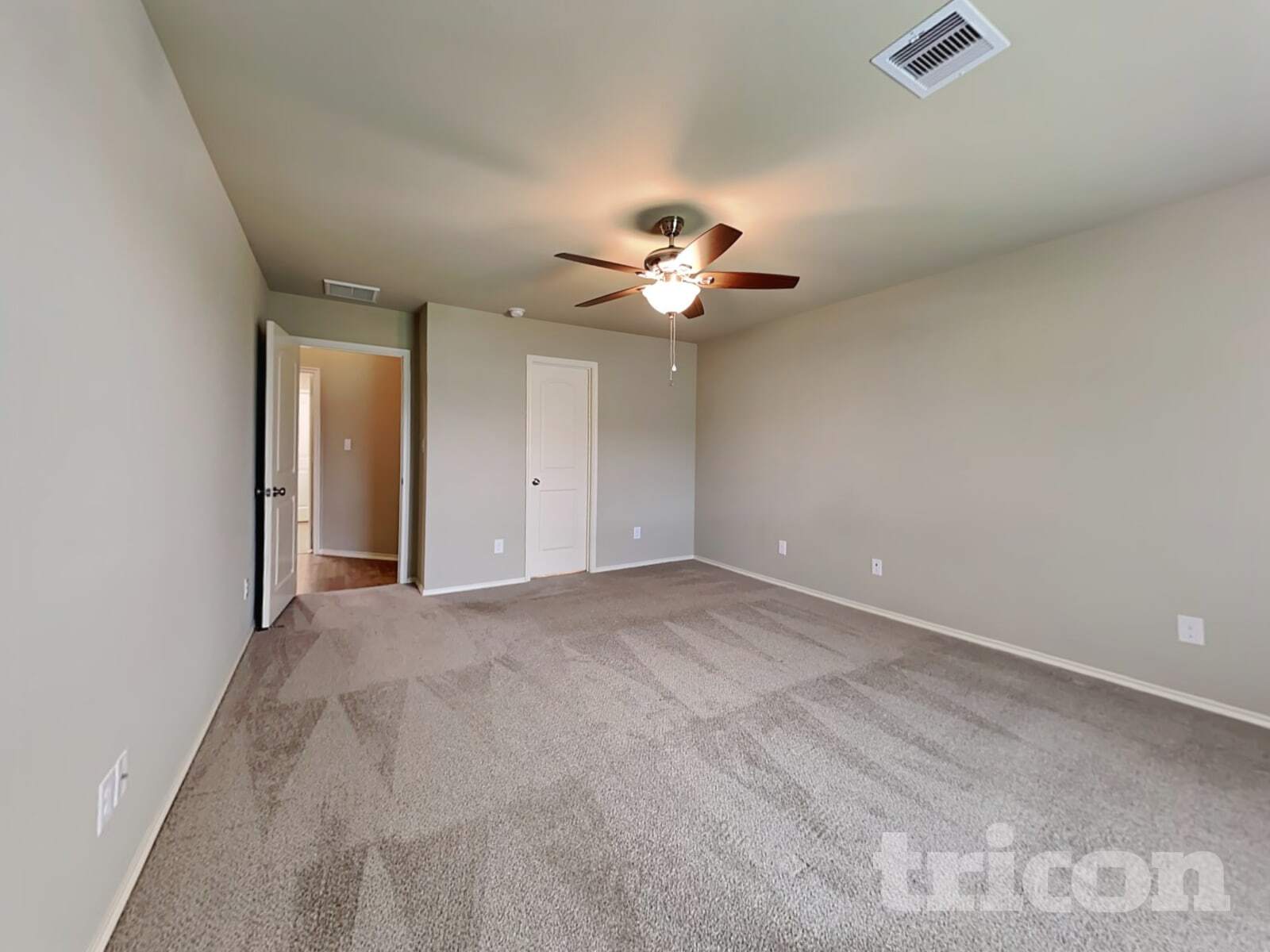 Building Photo - 955 Oak Falls Dr