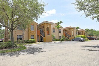 Building Photo - Villas at Venezia 4160-101