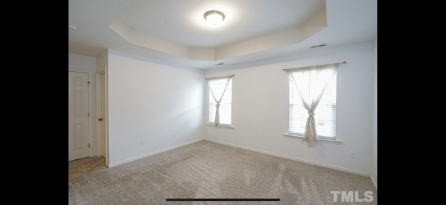 Building Photo - 407 Stone Flower Ln