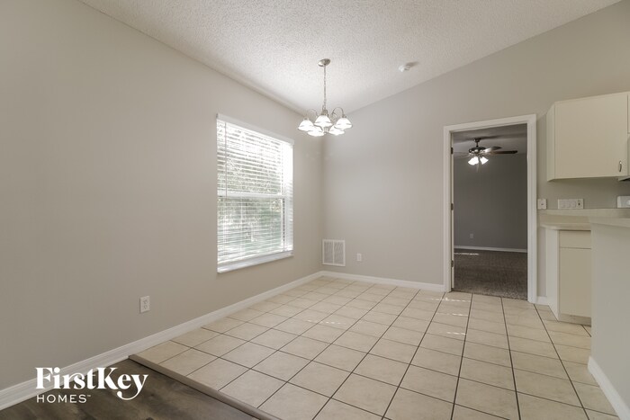 Building Photo - 2417 Larkwood Rd